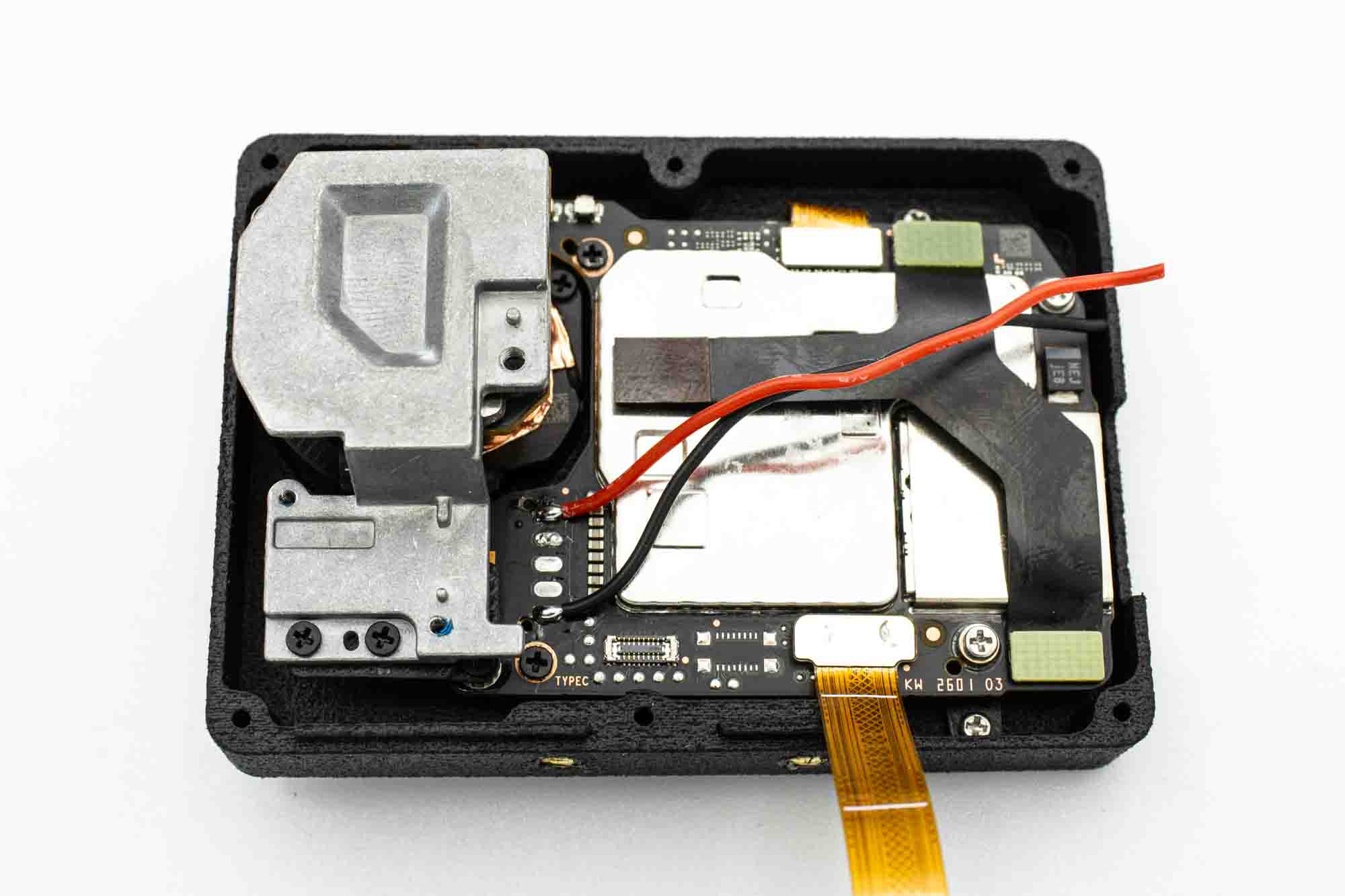 naked_action_6_pro_v2_20_.jpg