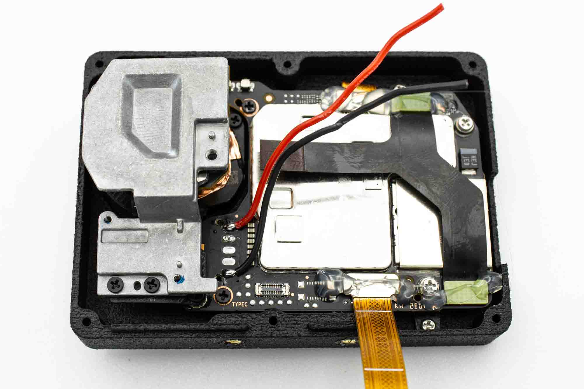 naked_action_6_pro_v2_21_.jpg